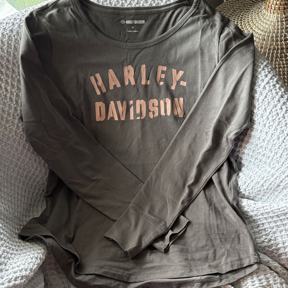 Harley-Davidson Women's Olive Green Long Sleeve Tee with Pink Logo